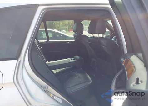 2007 BMW X5 4.8I from USA, damaged, VIN 4USFE83507LY63854